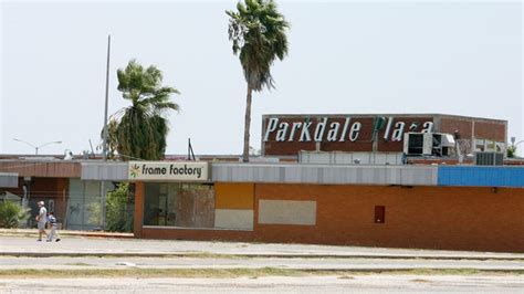 Womens Clothing Store at Lamar Park Center, Corpus Christi,。